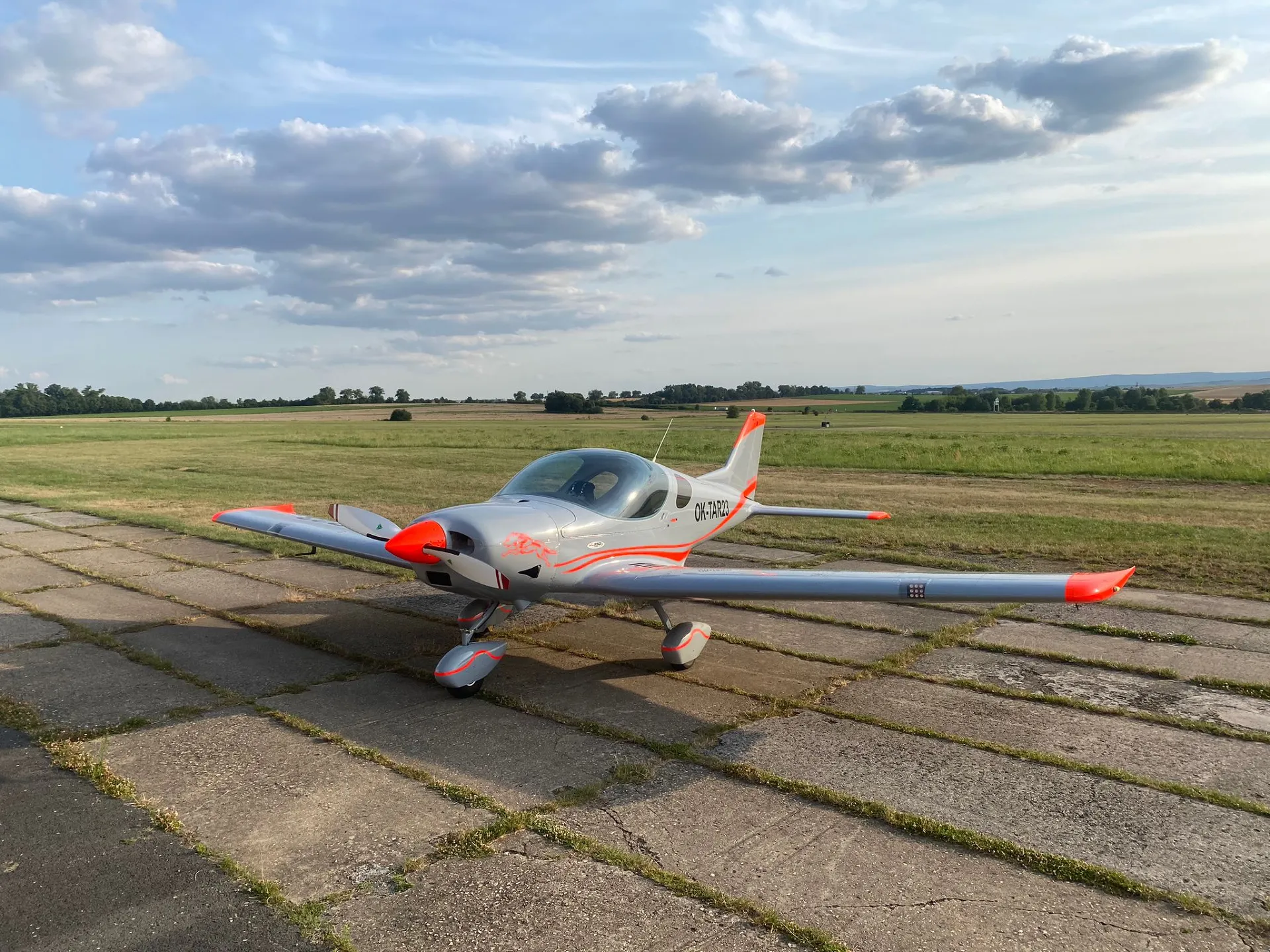NG4 Via for sale