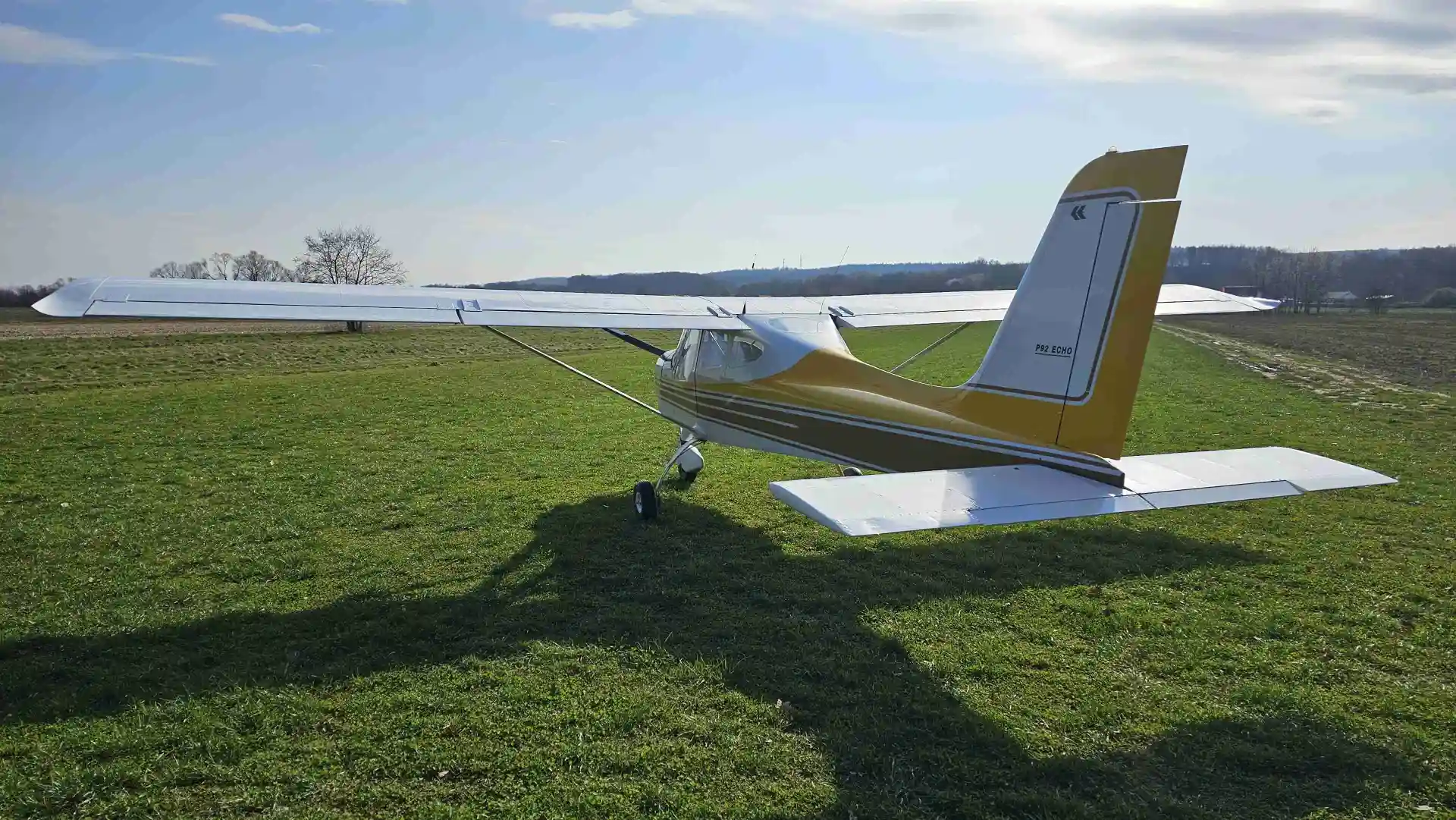 Tecnam P-92 Echo