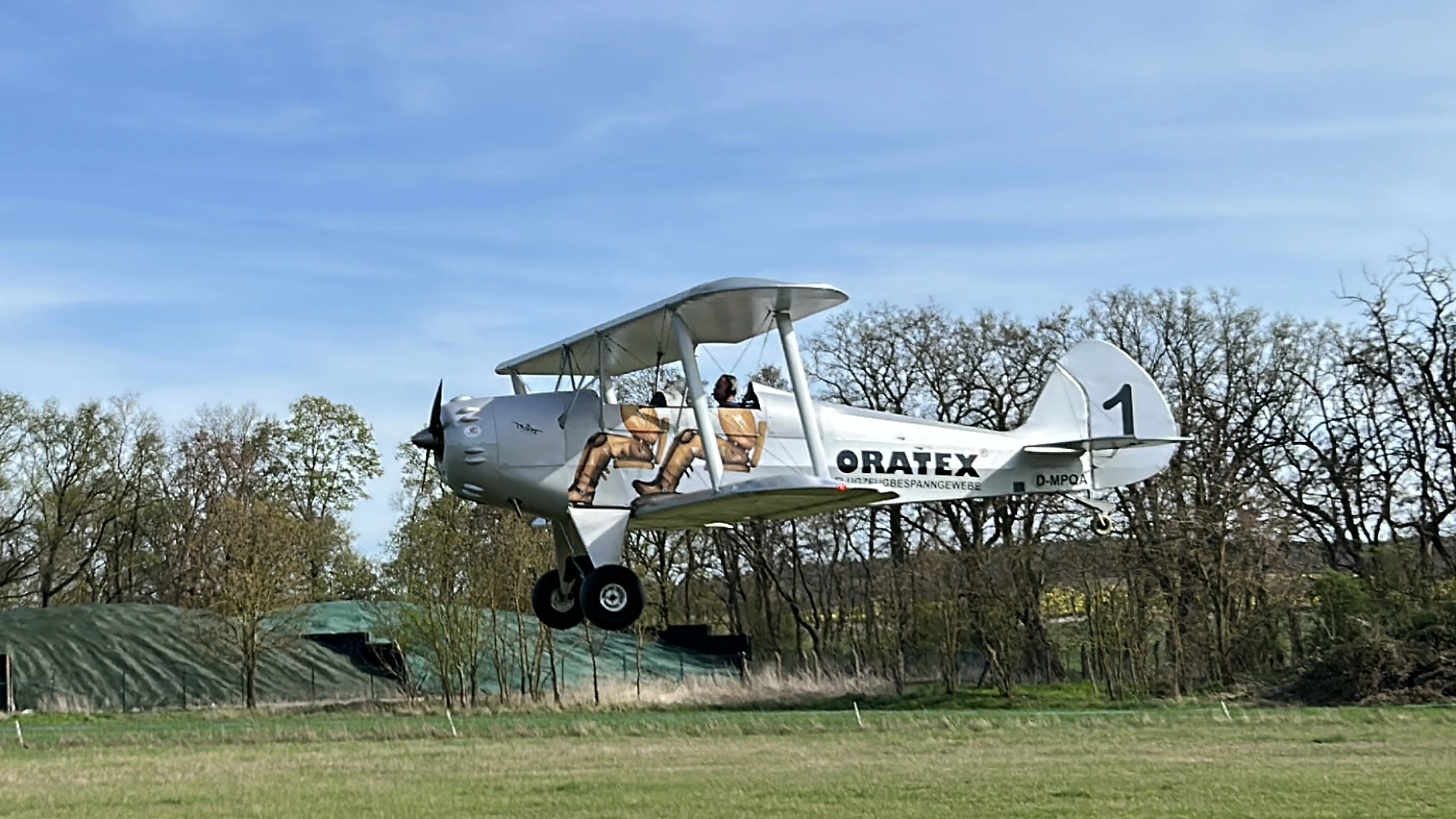 Kiebitz UL mit UL power 260I – 100 PS