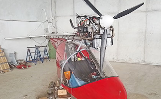 Comco Ikarus Ikarus C22C mit 450KG und rotax 912 mit 80PS mit außenlandeschaden