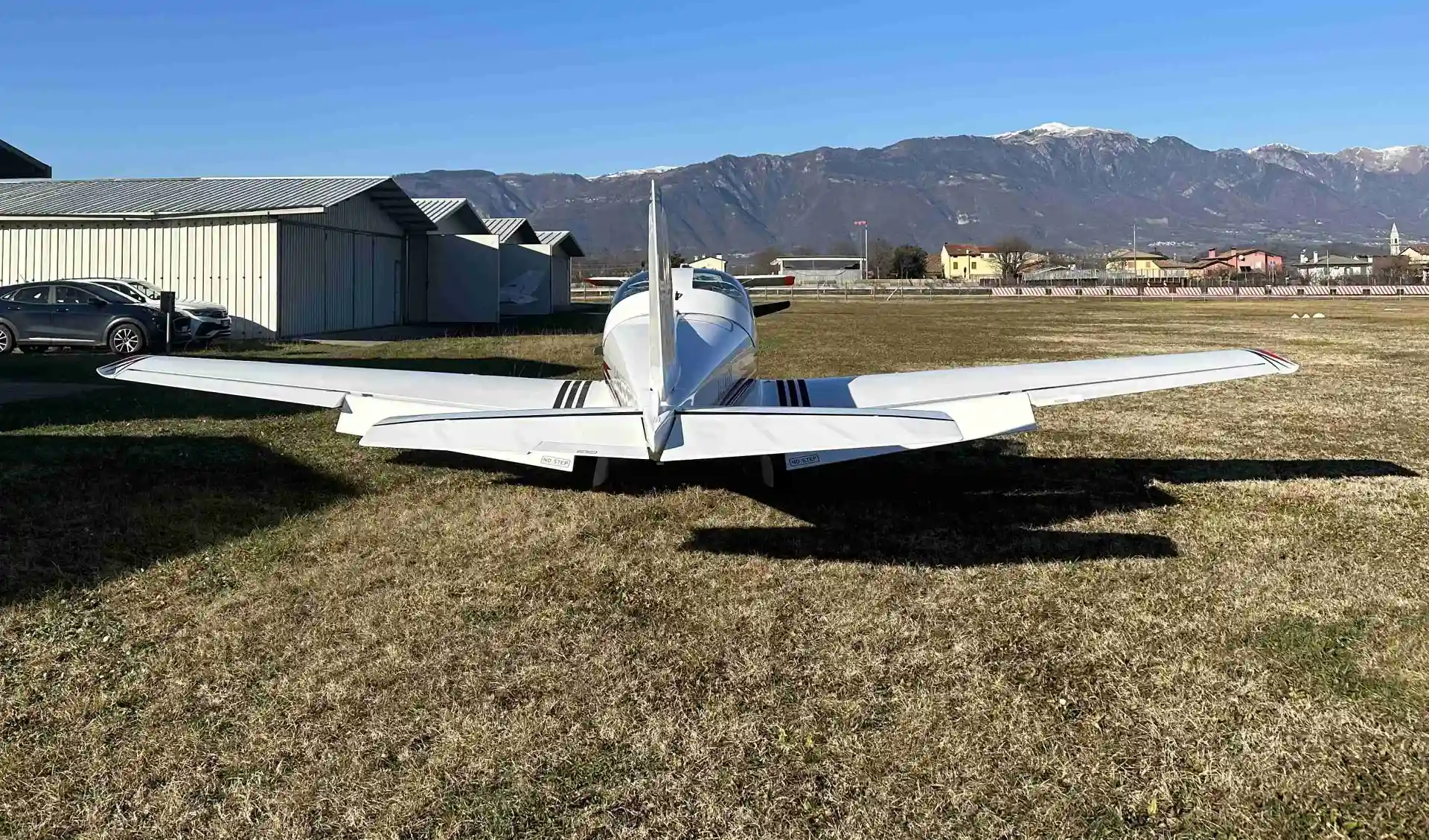 P 300 - alpi aviation