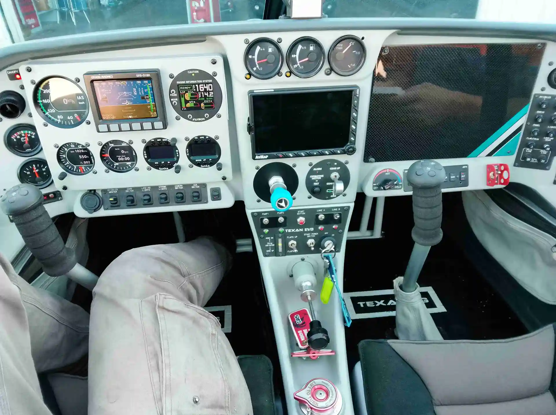 Fly Synthesis Texan