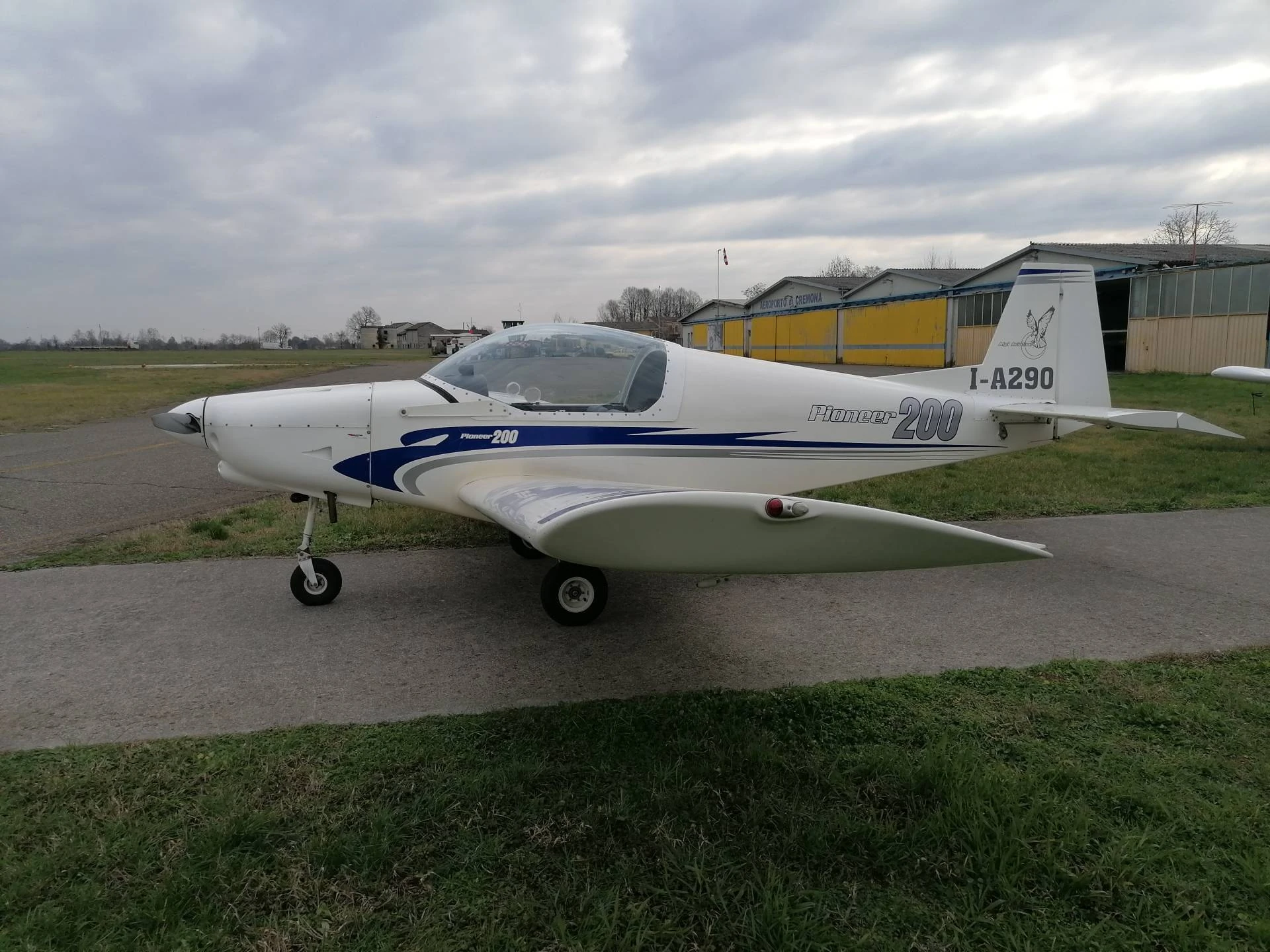 Alpi Aviation Pioneer 200